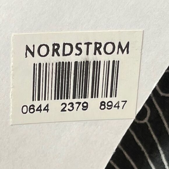 Citron Santa Monica Black Print Frog Closure Top - Picture 8 of 11